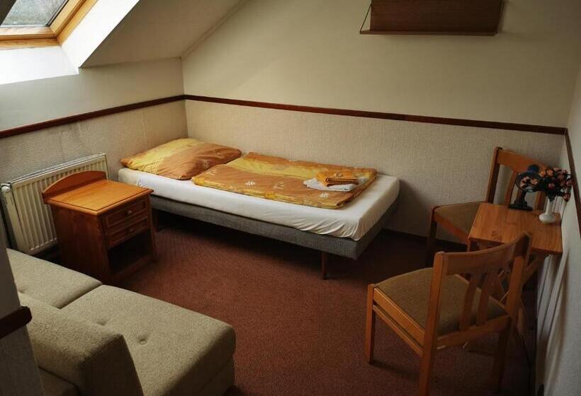 Отель Penzion Ráj