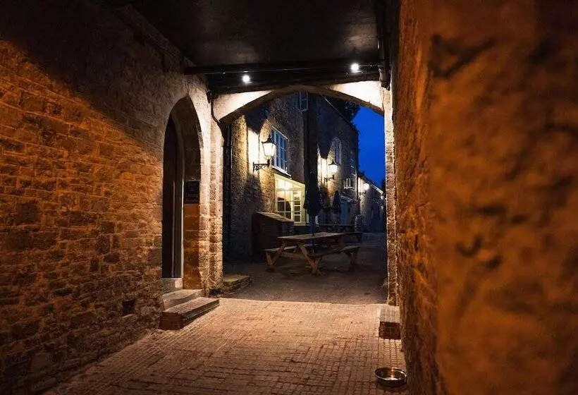 ホテル The George Inn Wedmore