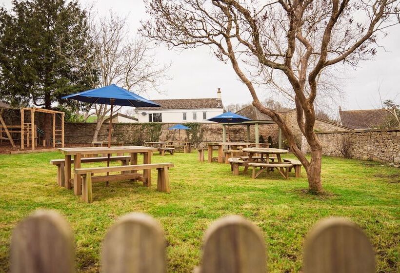 فندق The George Inn Wedmore