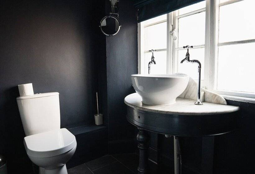 فندق The George Inn Wedmore