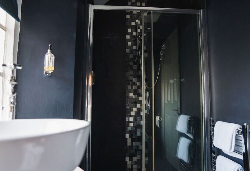 فندق The George Inn Wedmore