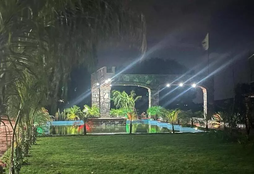 ホテル & Spa Los Agaves Tepotzotlán