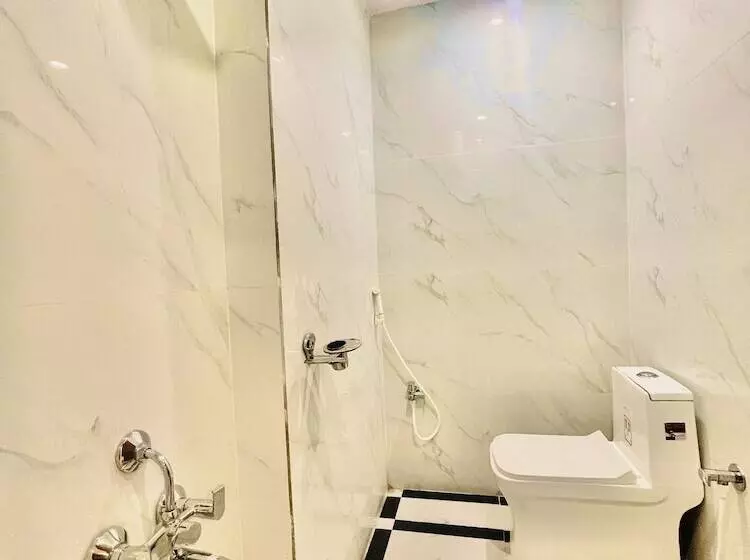 ホテル Eagle Grand