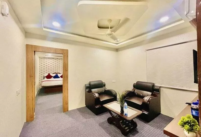 ホテル Eagle Grand