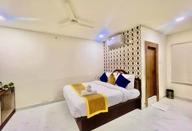 ホテル Eagle Grand