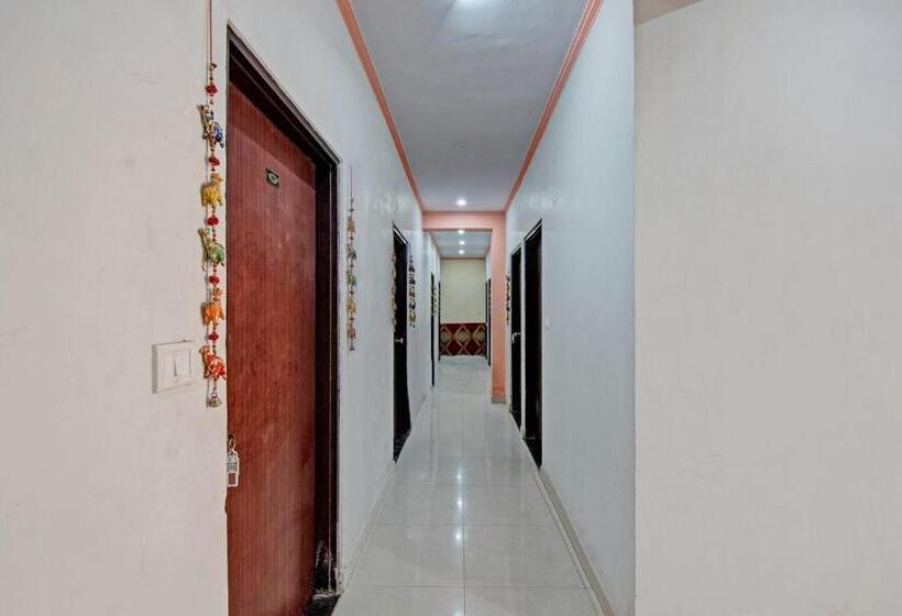 فندق Oyo Flagship 81034 Star Cham