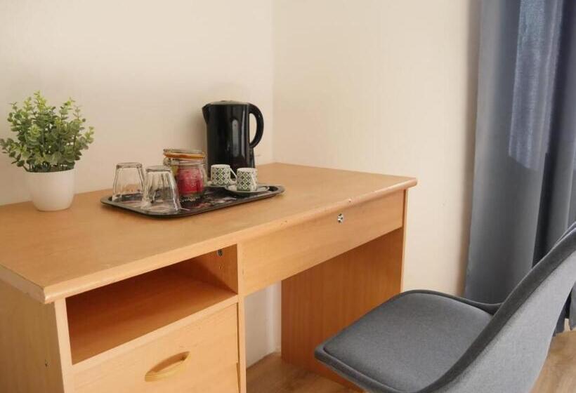 تختخواب و صبحانه Private