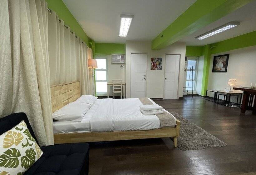 H Plus Hotel Powered By Cocotel