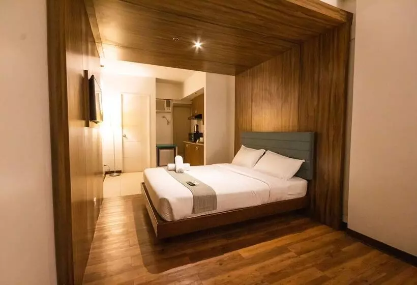 H Plus Hotel Powered By Cocotel