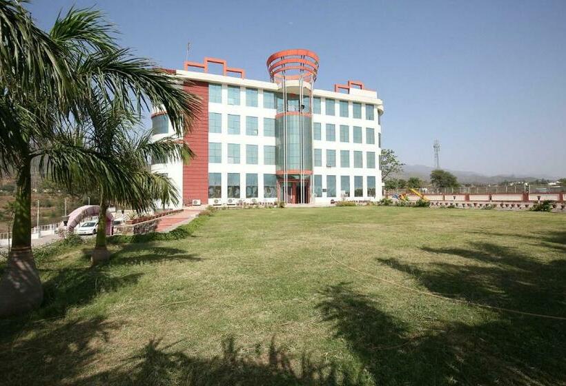 בית מלון כפרי Oyo Flagship 81024 Orange Breeze Resort