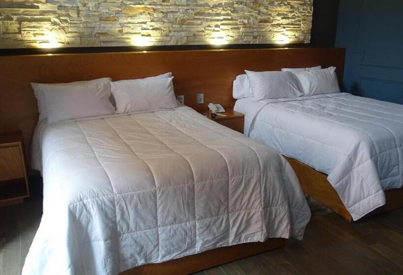 هتل Plaza De Armas