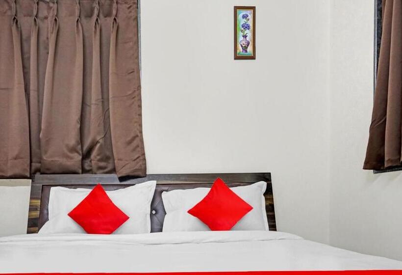 Hotel Pop 81028 Paradise Stay