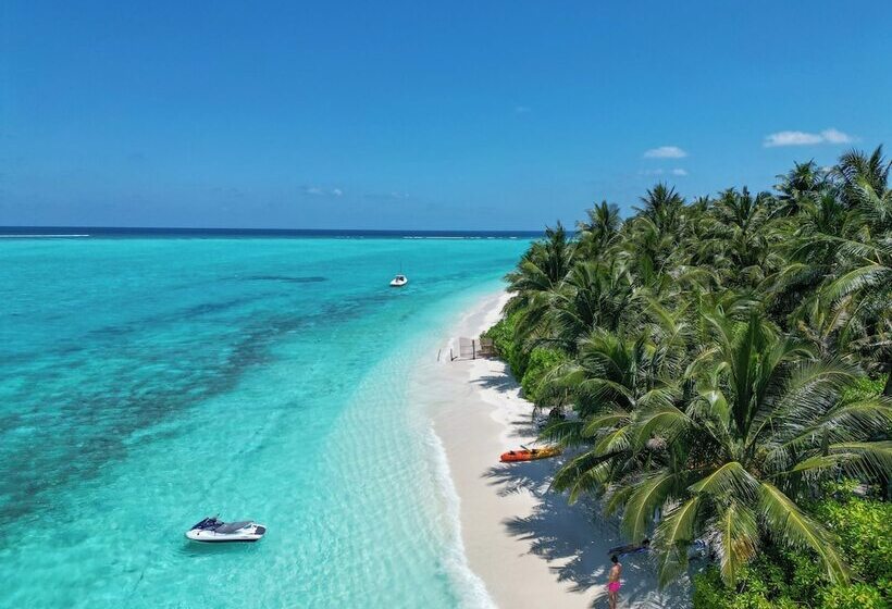 پانسیون Sands Garden