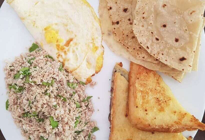 پانسیون Sands Garden