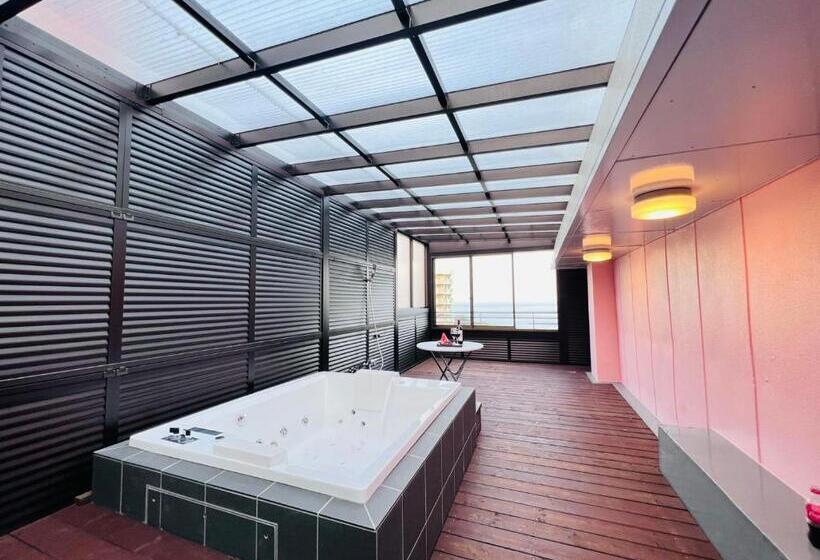 Отель Esperanza Resort Atami エスペランサリゾート熱海