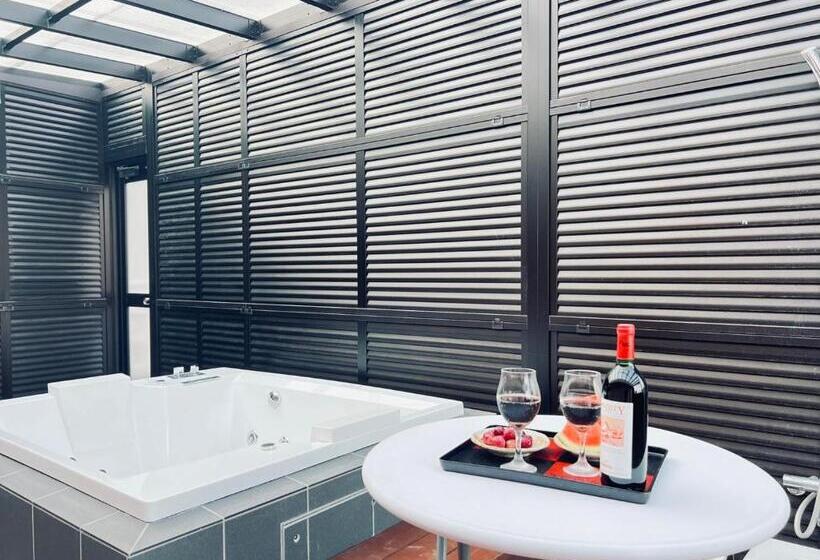 Отель Esperanza Resort Atami エスペランサリゾート熱海