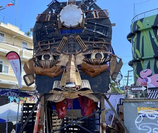 هتل La Calma Poshtel