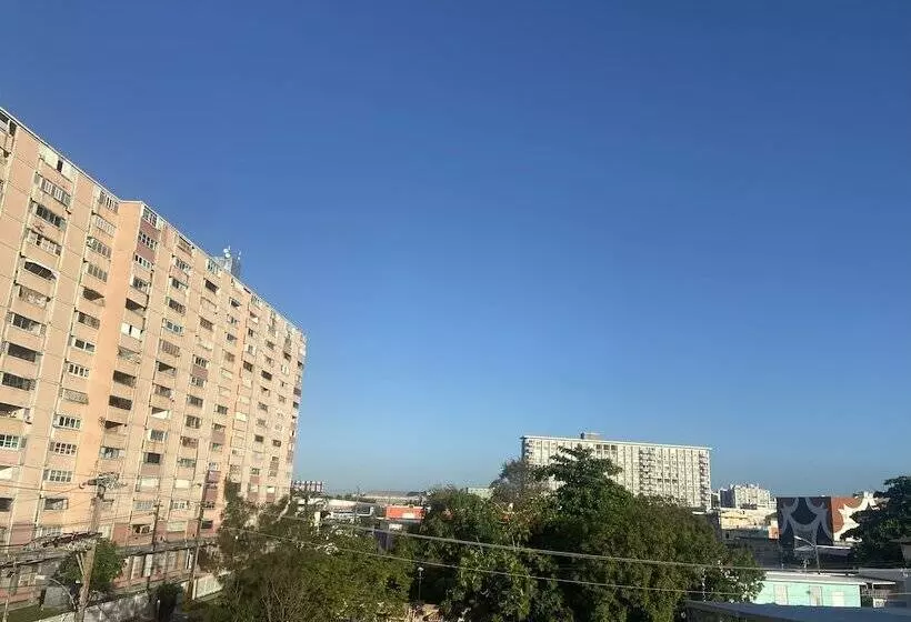 هتل La Calma Poshtel