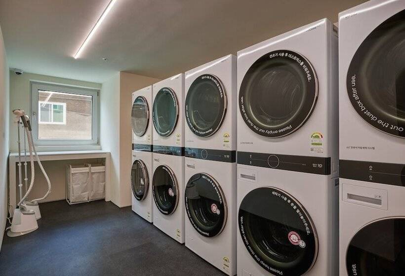 בית מלון כפרי Mangrove Sinseol