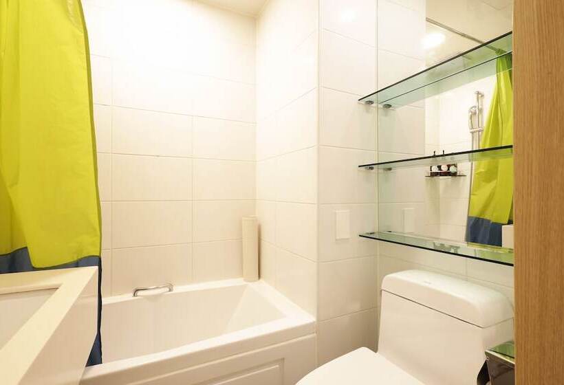 בית מלון כפרי Mangrove Sinseol