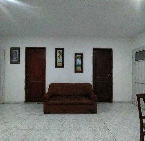 ペンション Casa Bondigua