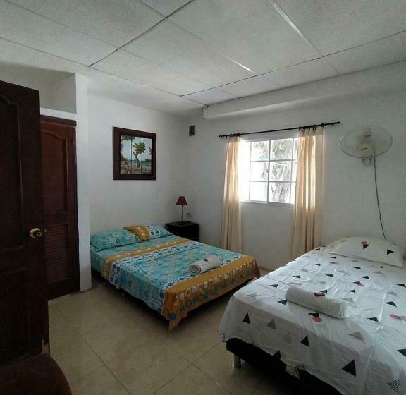 ペンション Casa Bondigua