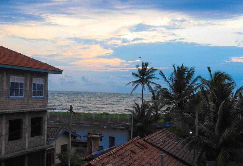 منتجع Royal Hub