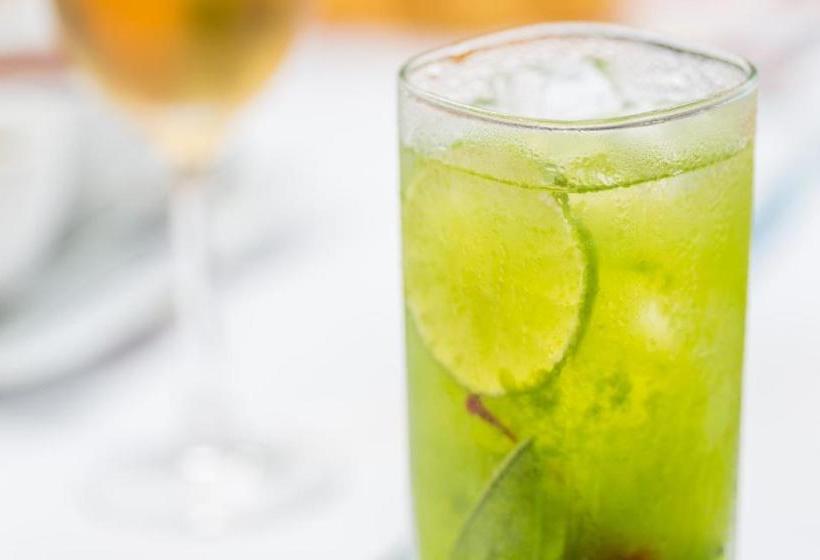 Aak Bal All Suite Resort