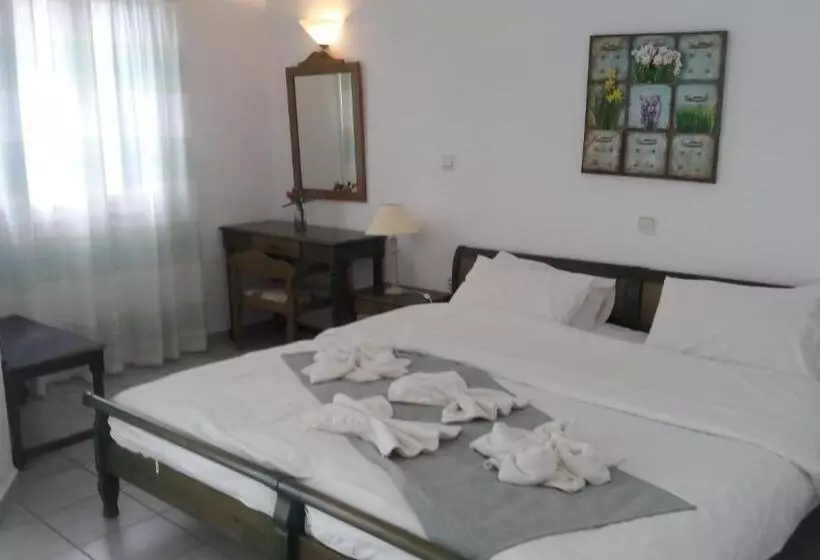 Astra Hotel Apartments