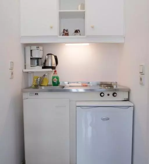 Astra Hotel Apartments