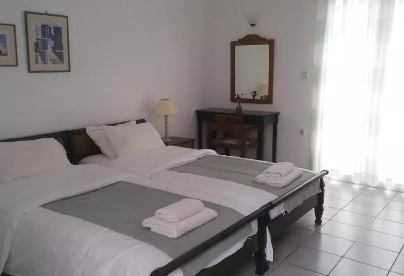 Astra Hotel Apartments