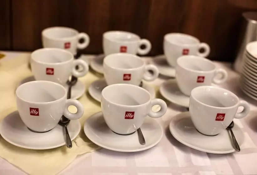 Grand Hotel Glorius Makó