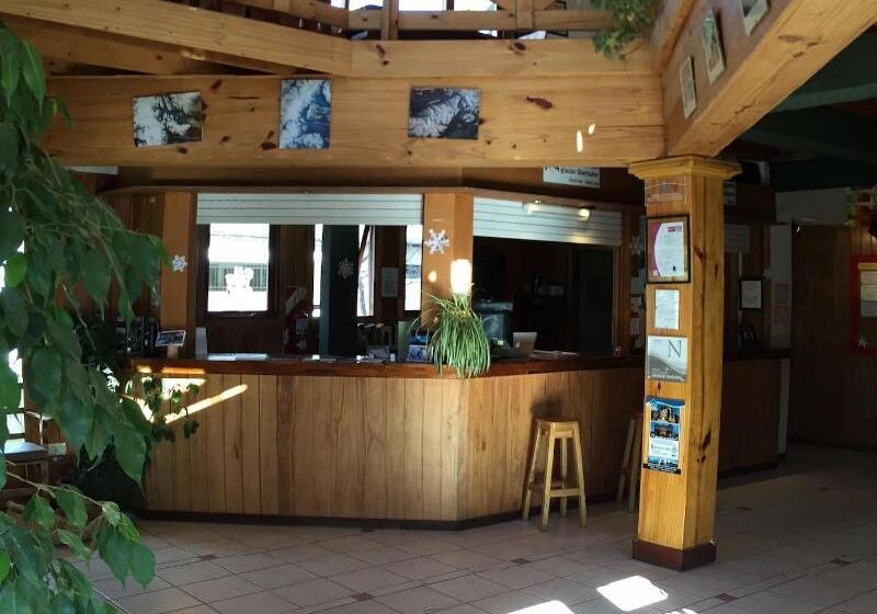 פונדק Del Glaciar Libertador