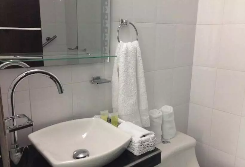 Отель Aquarella Del Mar