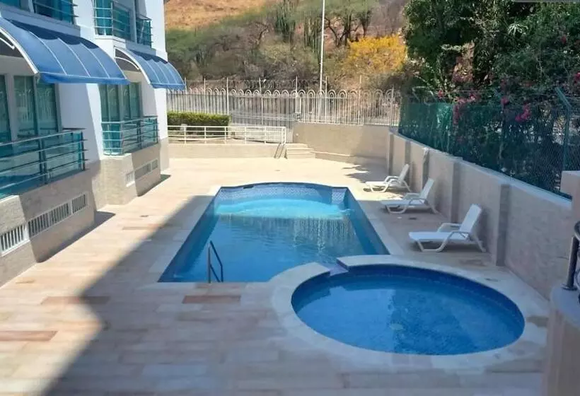 Отель Aquarella Del Mar