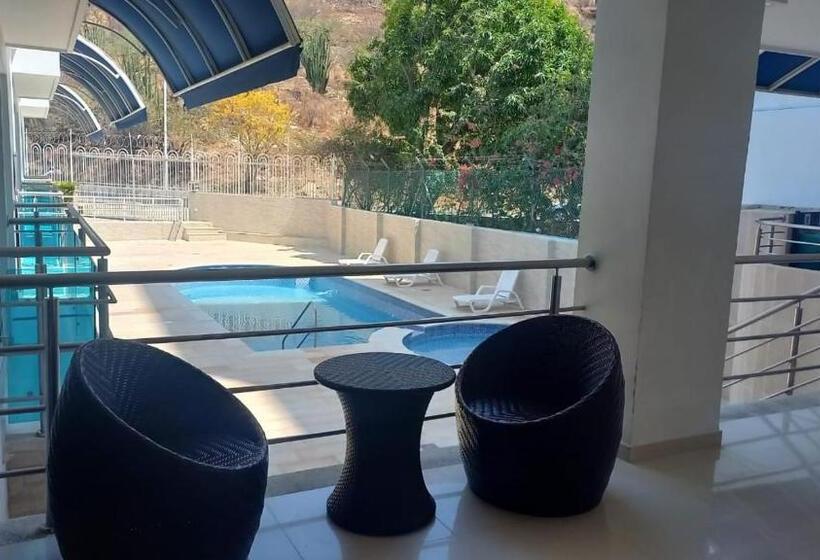 호텔 Aquarella Del Mar