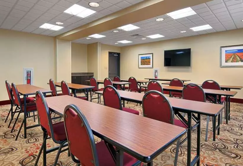 호텔 Wyndham Garden Lancaster Ca