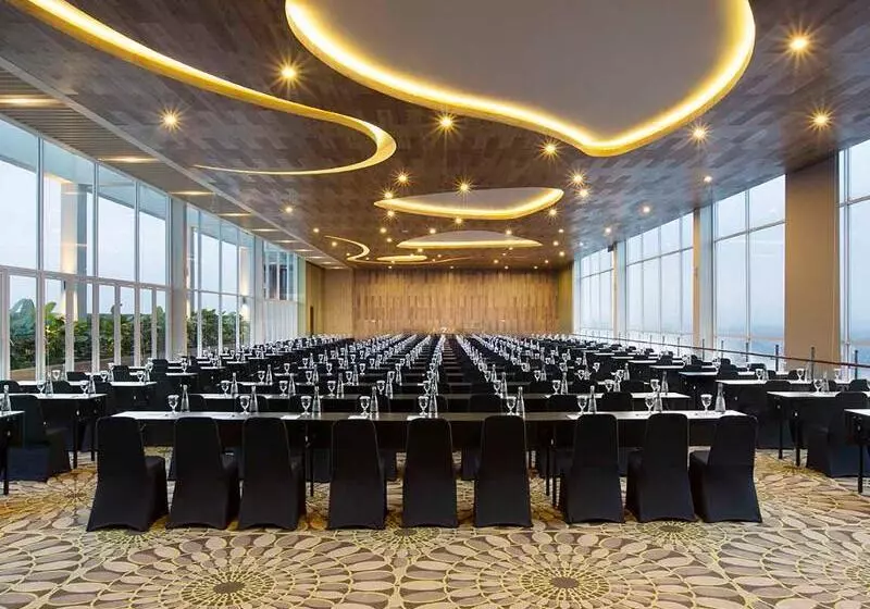 호텔 Swiss Belcourt Bogor