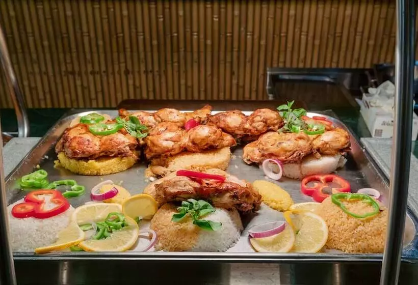 هتل Coral Sea Beach And Aqua Park