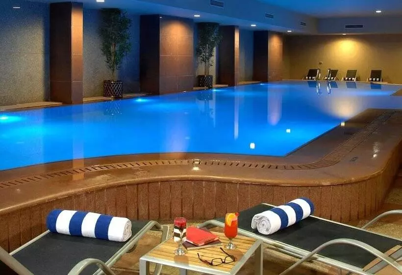 هتل Coral Sea Beach And Aqua Park