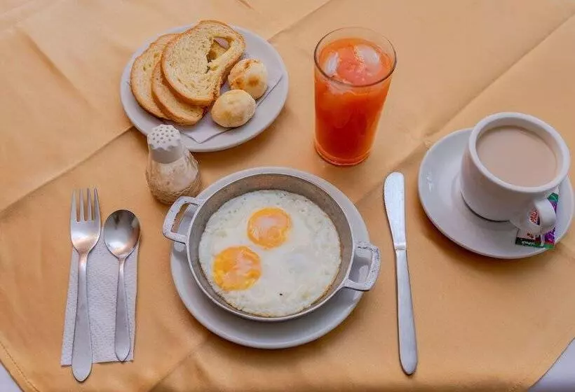 호텔 Dinastia Real Neiva