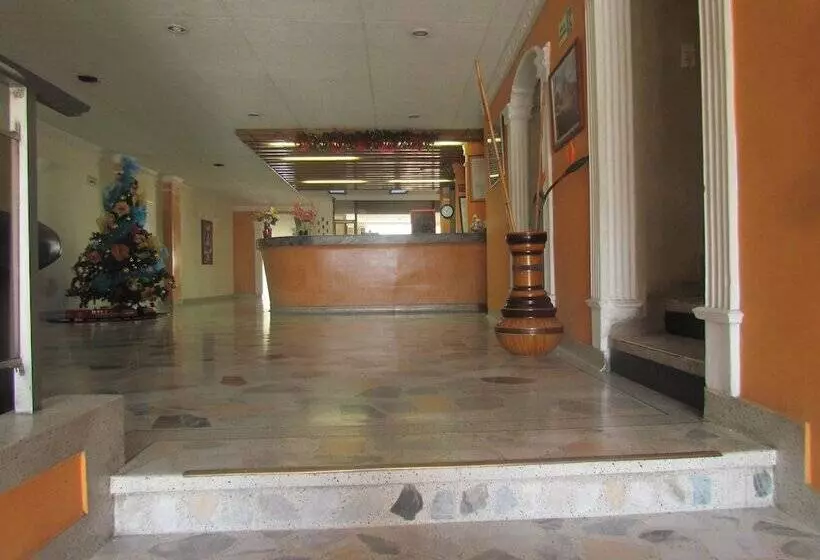 호텔 Dinastia Real Neiva