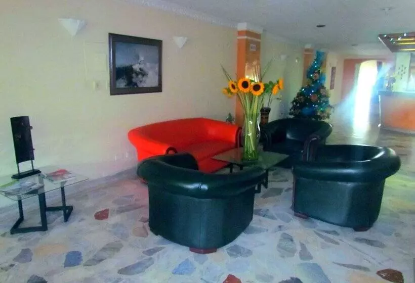 호텔 Dinastia Real Neiva