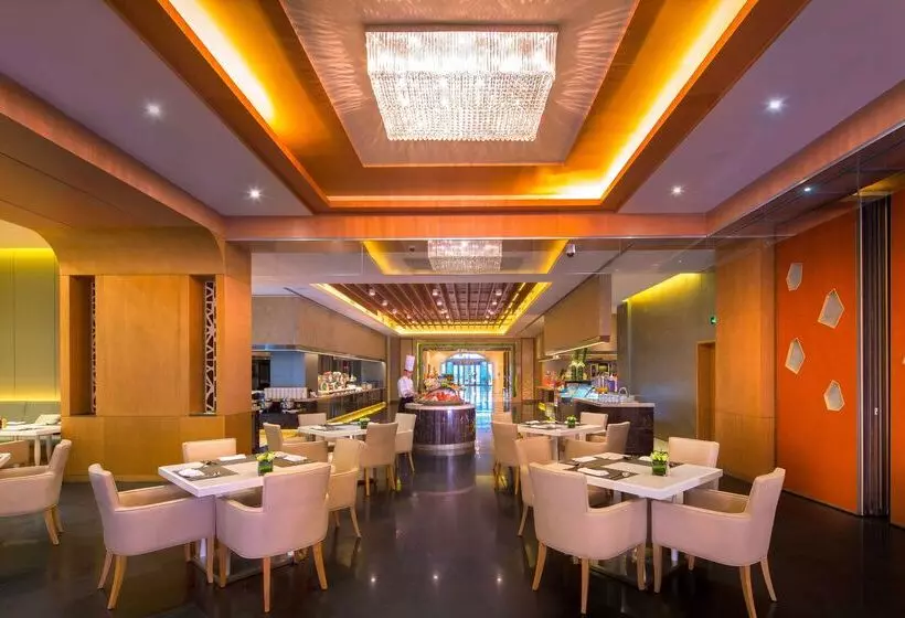 Отель Doubletree By Hilton Ningo Chunxiao