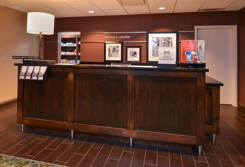 فندق Hampton Inn Omaha Midtownaksarben Area