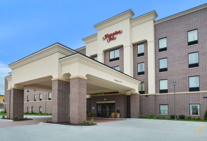 فندق Hampton Inn Omaha Midtownaksarben Area