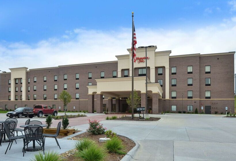 فندق Hampton Inn Omaha Midtownaksarben Area