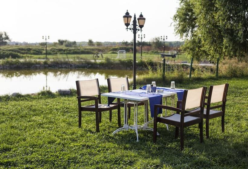 בית מלון כפרי Hc Apartments Kaliakria