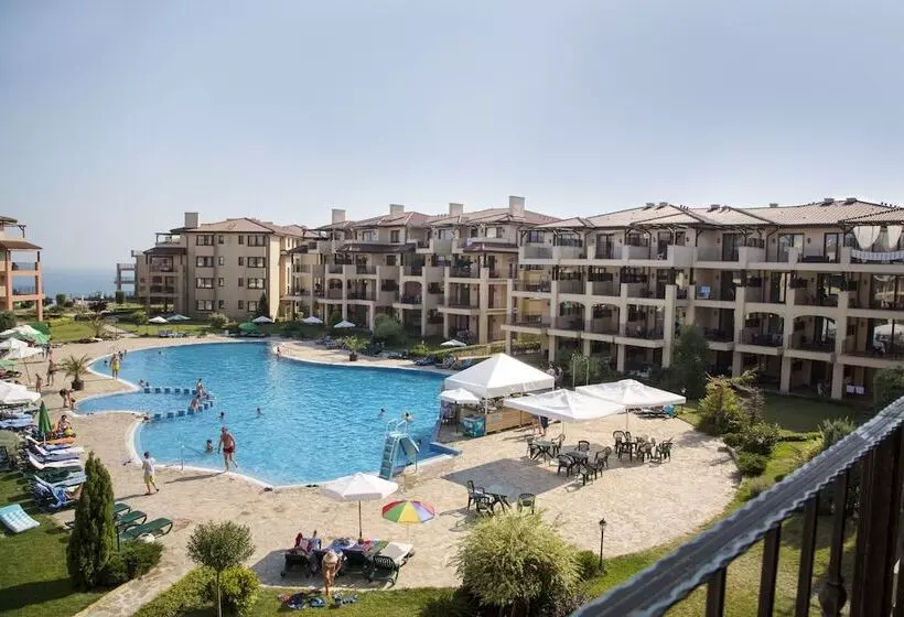 בית מלון כפרי Hc Apartments Kaliakria