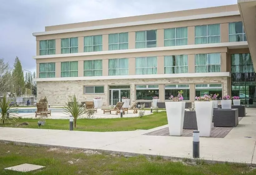 ホテル Howard Johnson Neuquen